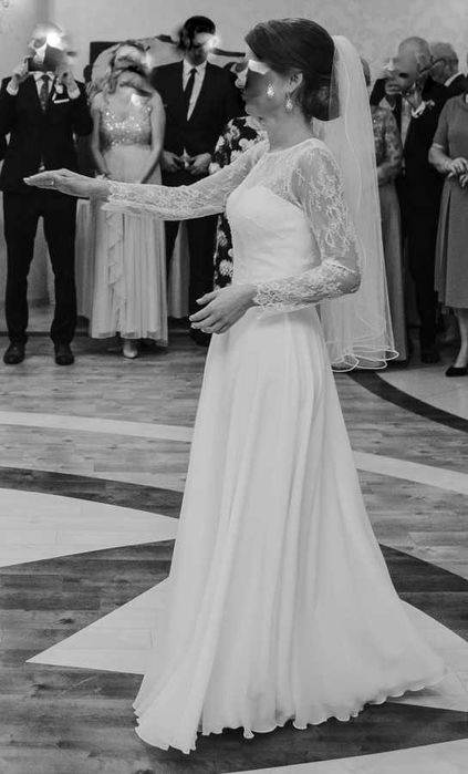 suknia ślubna rozmiar s, zwiewna, kolor śmietanka