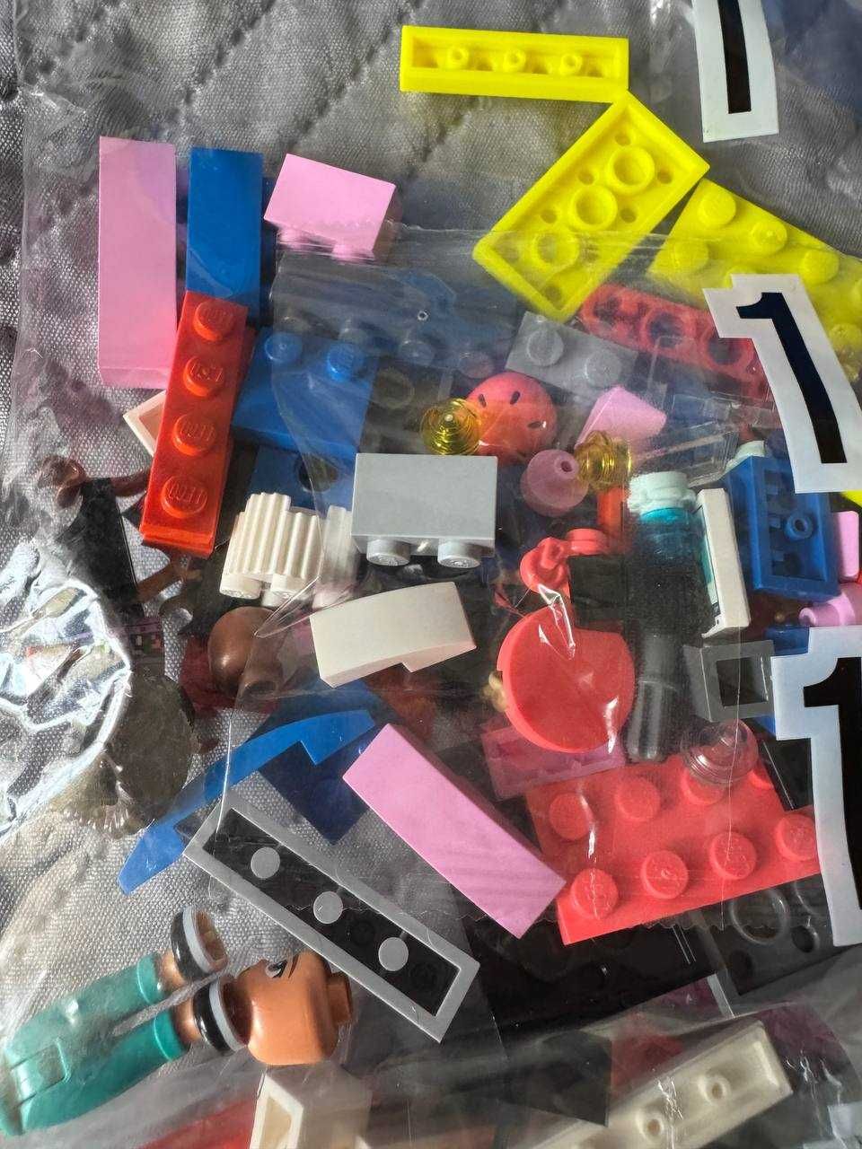 42662 LEGO Friends Salon fryzjerski i sklep z ozdobami