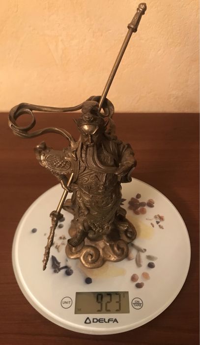 Бронзова статуетка Гуань Гун