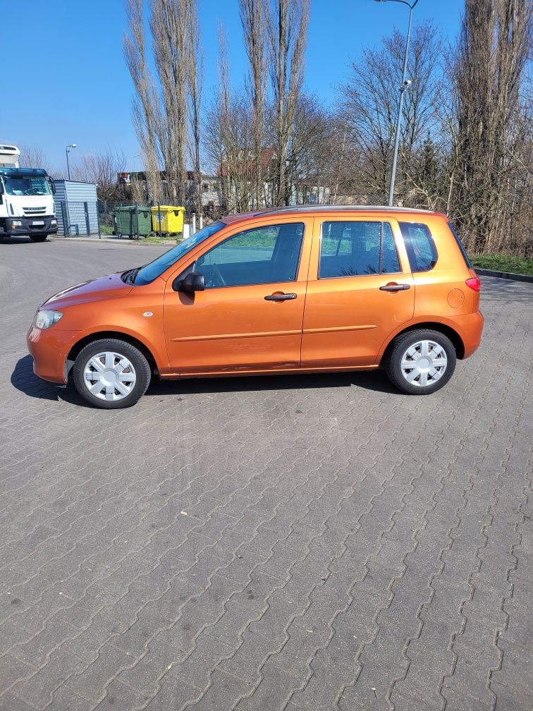 Mazda 2 2003 benzyna