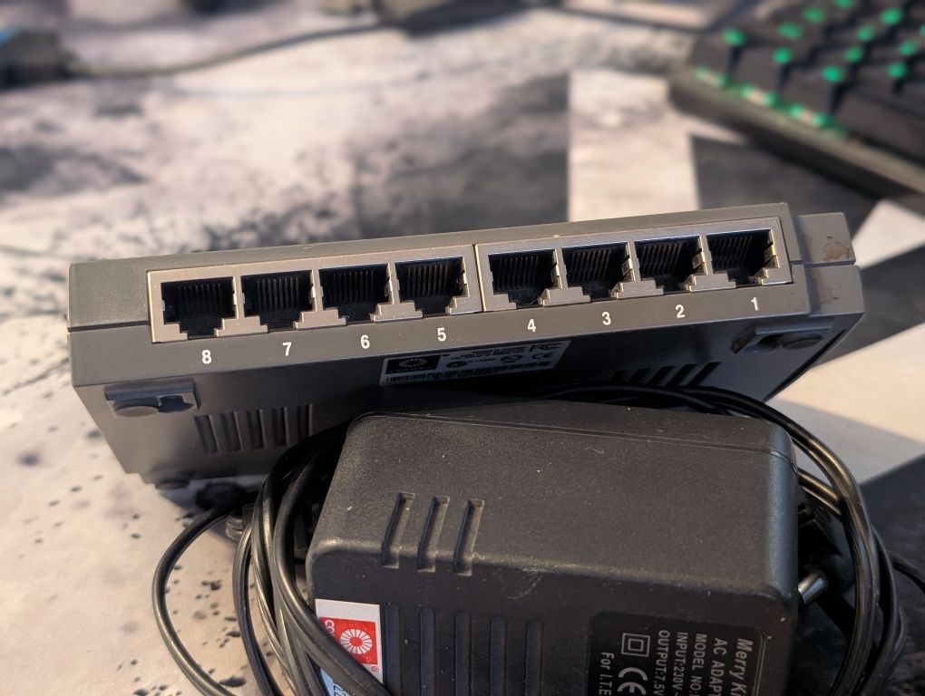 Switch ethernet COMPEX PS2208B