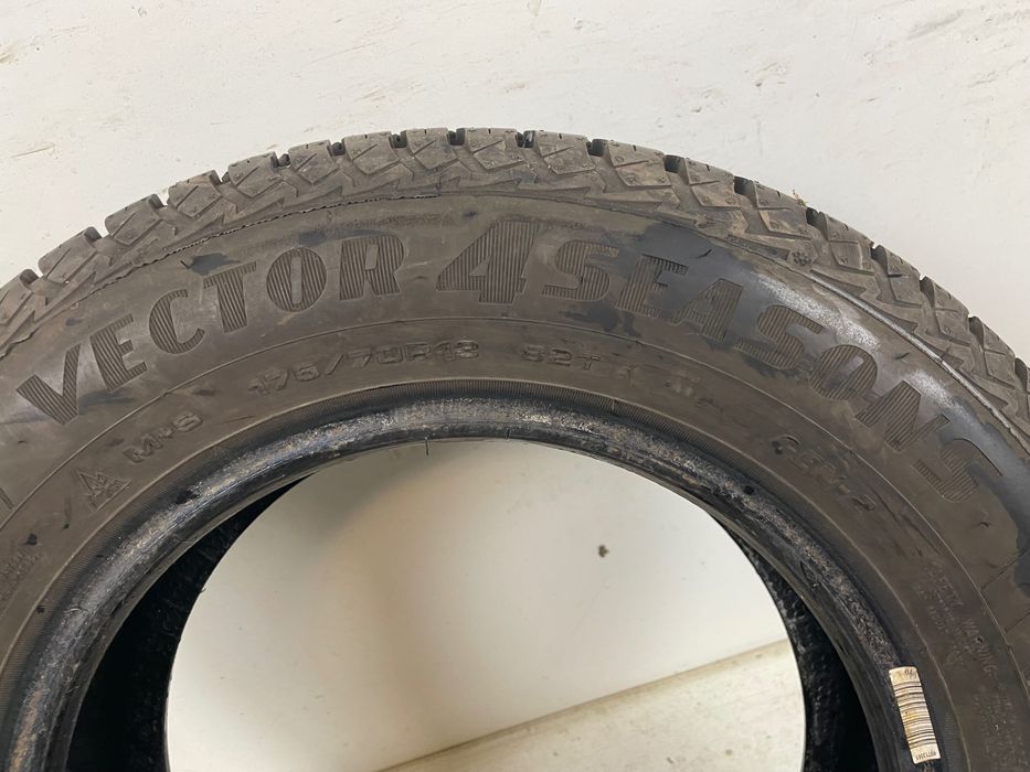 175/70R13 82T GoodYear Vector 4 Season Gen-2  KOMPLET