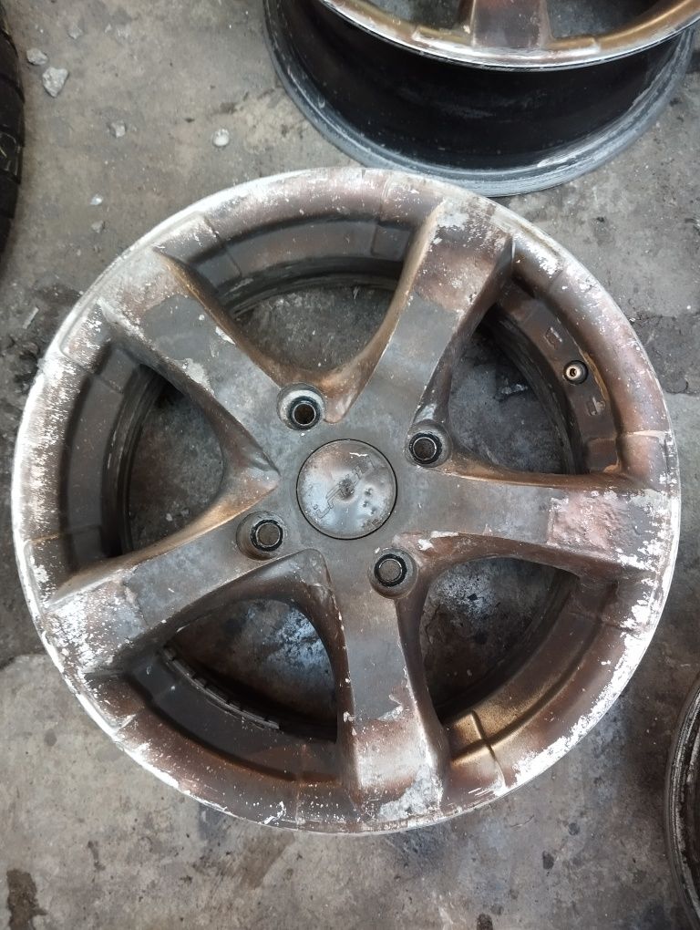 Диски Kia Hyundai Mazda Mitsubishi Nissan R14 4*114,3