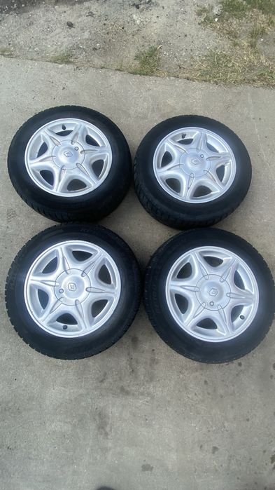 Felgi reno z oponami