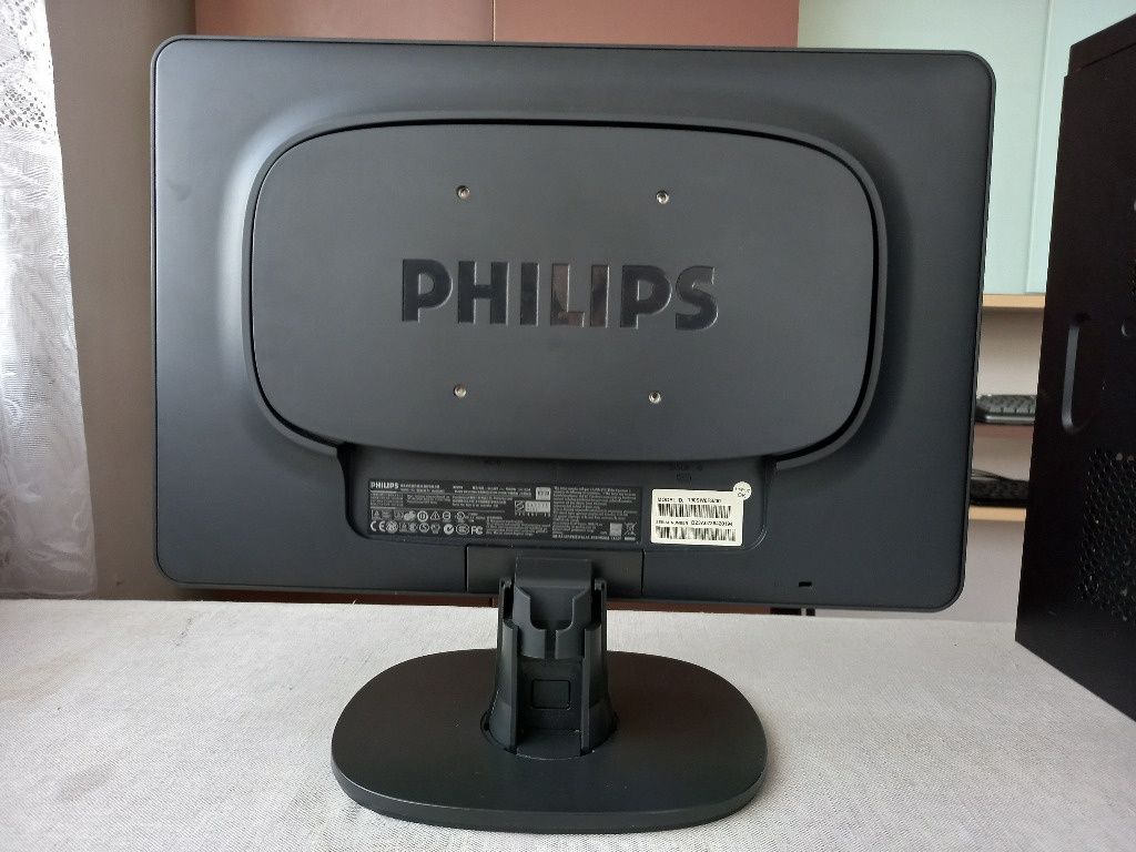 Monitor Philips 190SW8 model HWS8190T