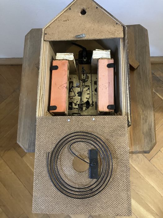 Zegar wiszacy drewniany z kukulką Majak Vintage