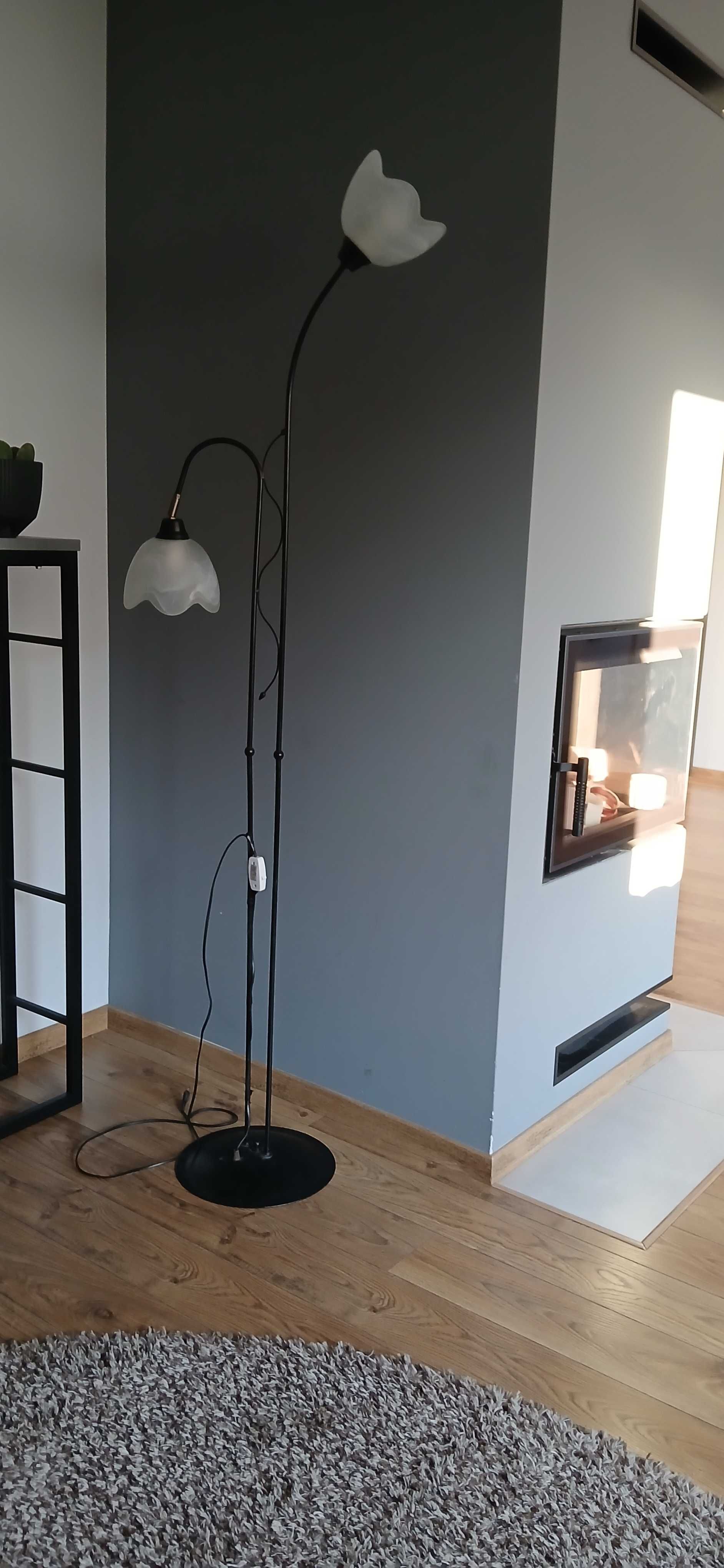 Lampa stojąca - dwa klosze do salonu lub sypialni