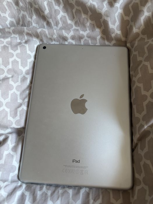 Sprzedam Ipad 5 gen