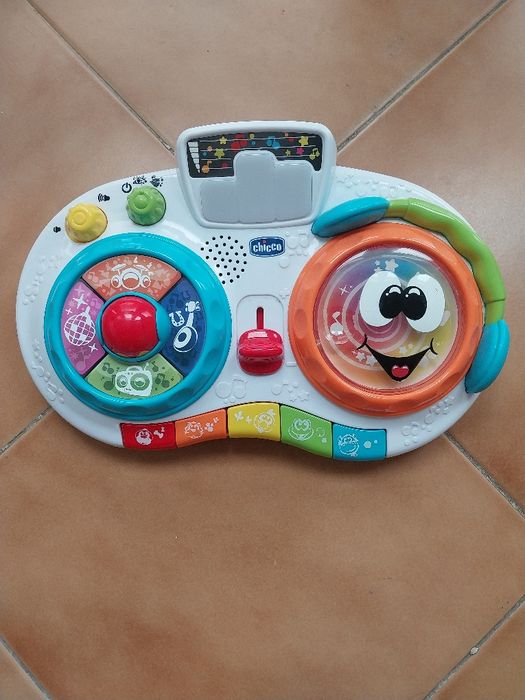 Mesa DJ mistura chicco