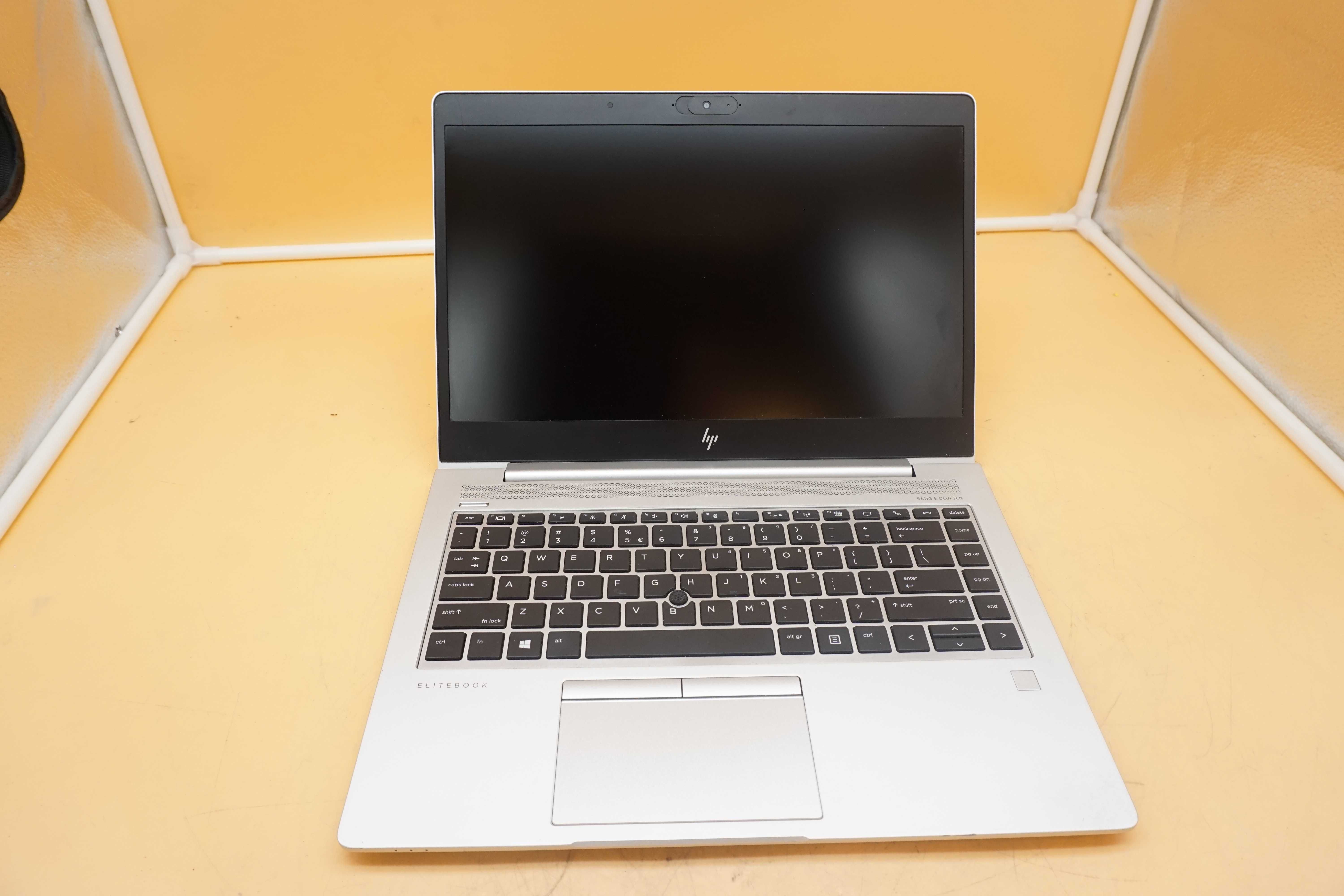 Laptop HP, Compaq EliteBook 840 G6 i7-8565U 16GB 256GB sreb 14 "