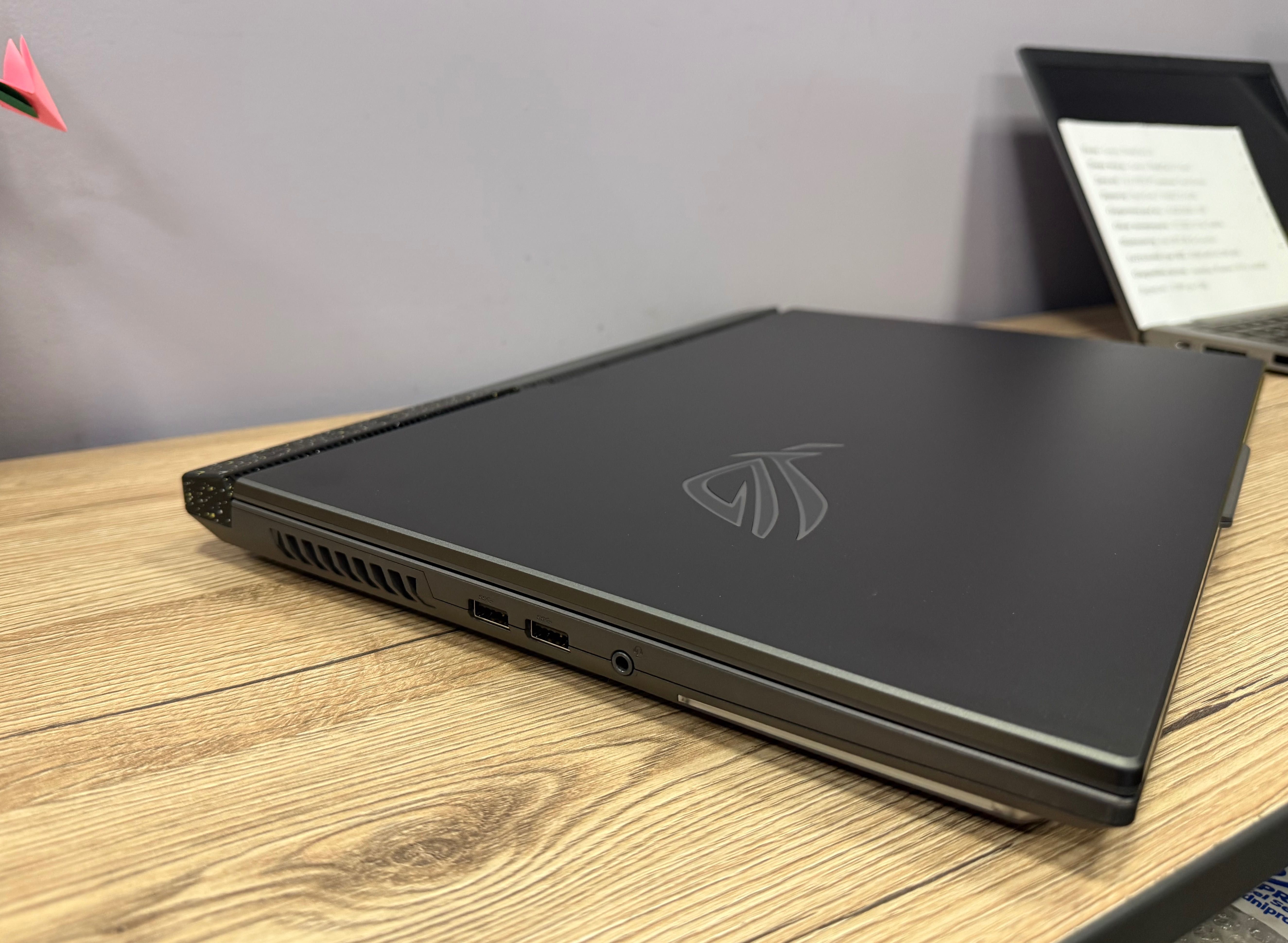 Ноутбук Asus ROG STRIX G713P 7940HX /16 Ram/ 1 TB/ 4050/ Win11
