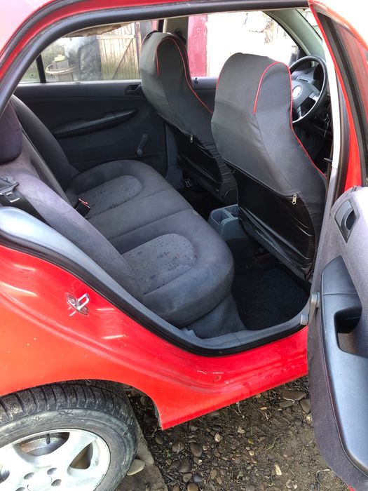 Шкода фабія 1.4мпі