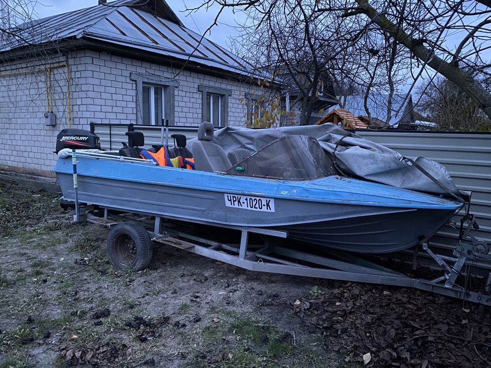 Казанка 5 М мотор 40 меркурі