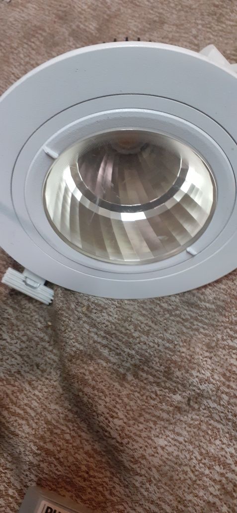 Halogen led philips