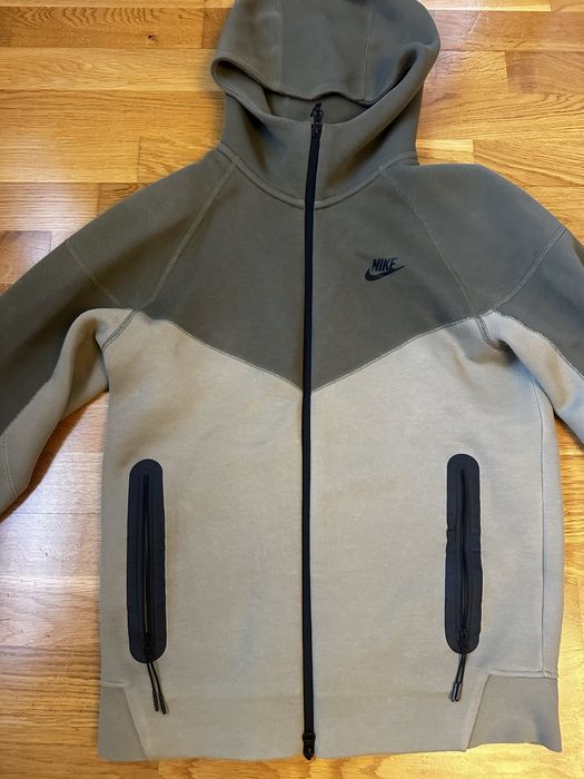 Спортивиний костюм nike tech fleece