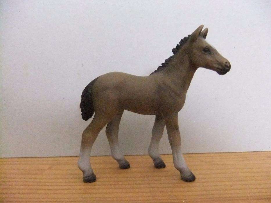 Vendo/troco Poldros da Schleich antigos