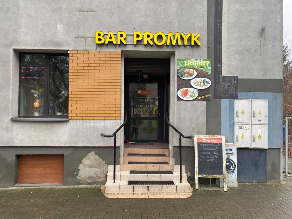 Wynajmę lokal użytkowy 60 m2 , róg Godebskiego i Weteranów