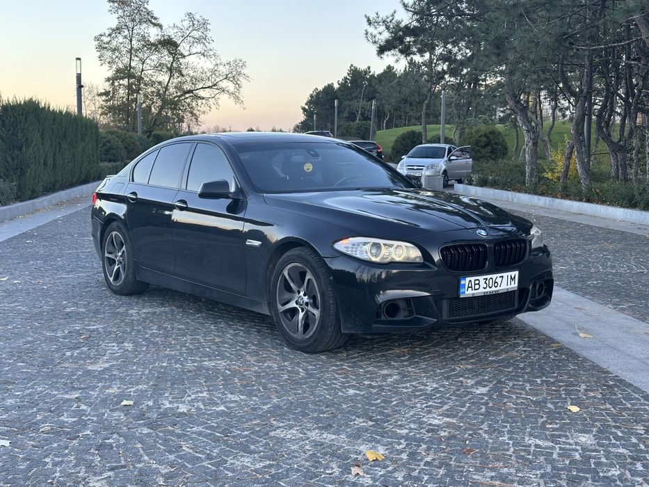 Продам БМВ Ф10 535 гибрид В хорошем состоянии