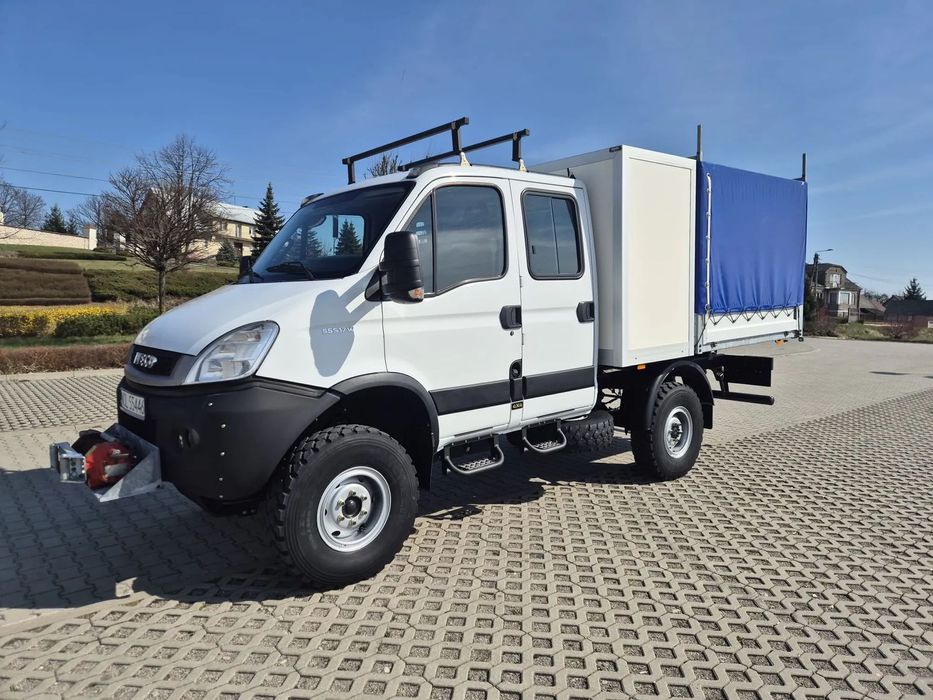 Iveco Daily 55S17W | 4X4 | 3.0L | Doka | 7 osób | Skrzynia z Kontenerem | Kamper | Do Zabudowy | Plandeka
