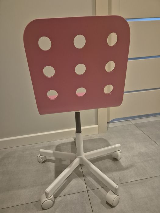 Krzesło do biurka dla dziecka ikea