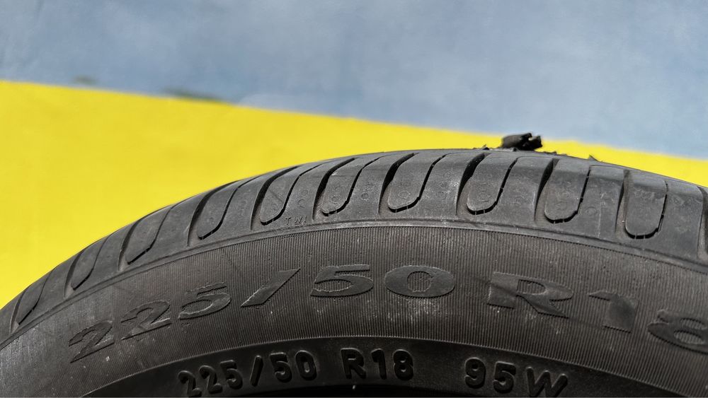 Комплект  225 50 18 Pirelli склад бу шин резина;колеса;шини