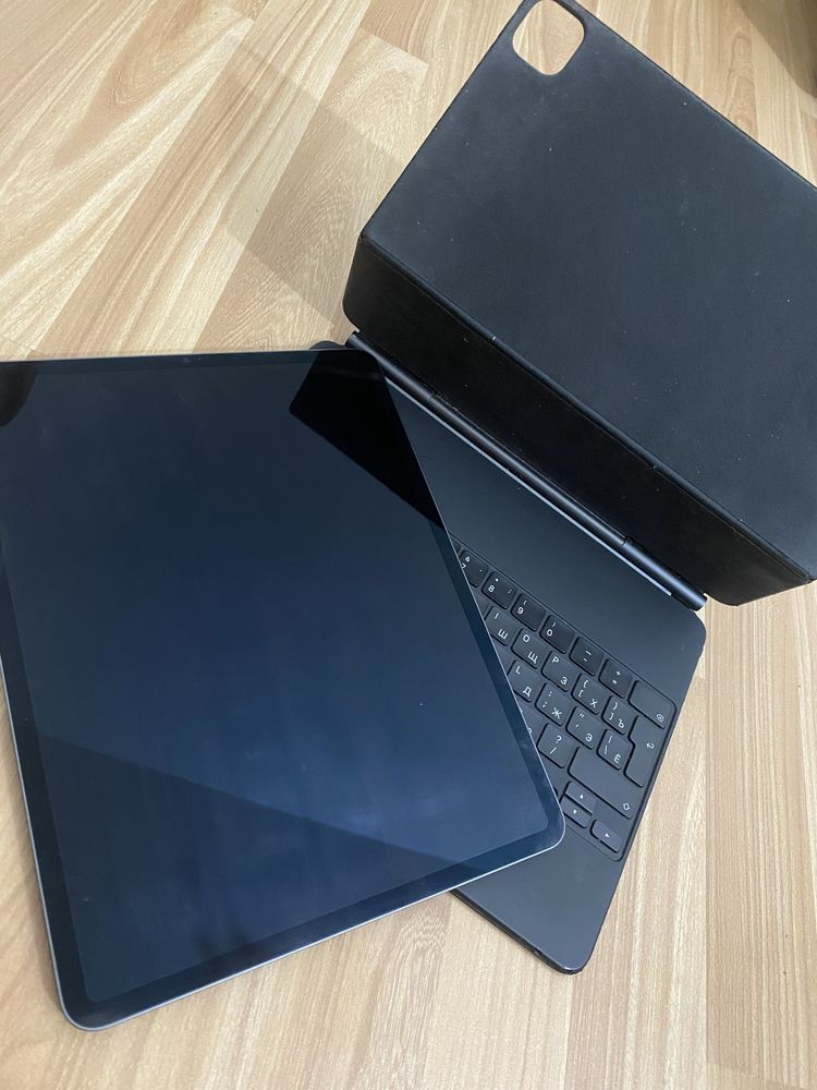 !!!СРОЧНО!!! Apple ipad 12,9” 2021 год 128 GB