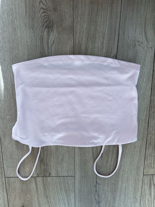 Гарний рожевий кроптоп