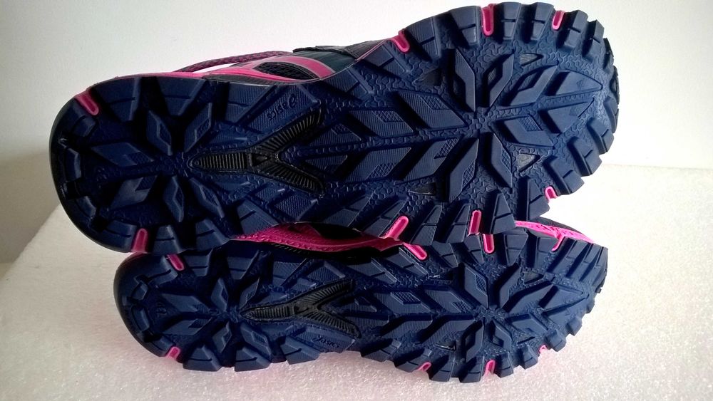 Asics Gel Fuji Attack 4 trailowe super ładne  warto