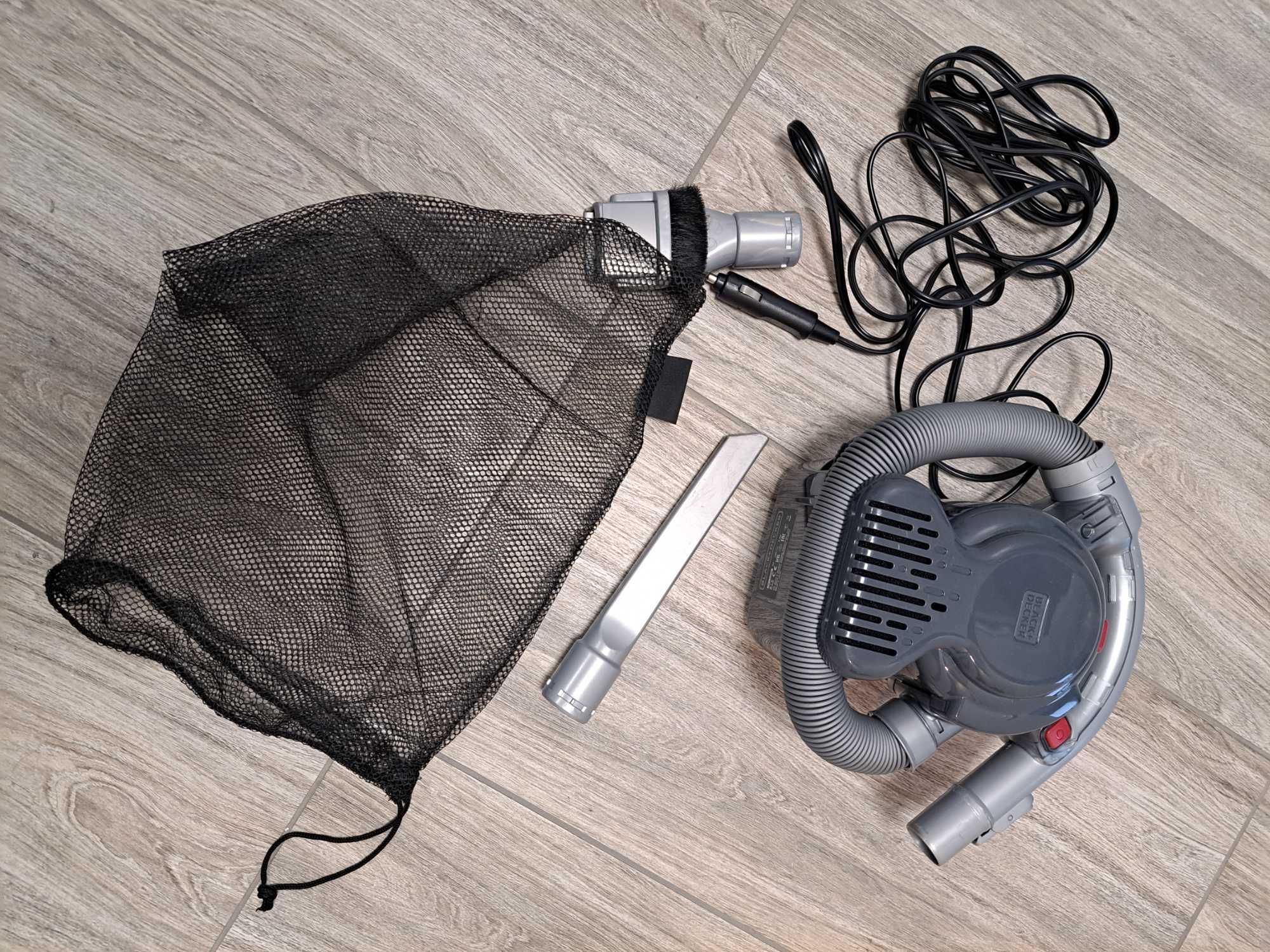 Odkurzacz Black&Decker 12V