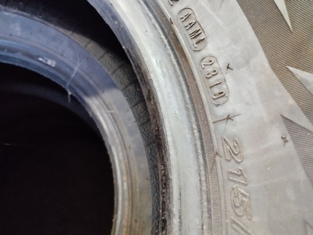 Продам зимние шины Nexen 215/65/R16.