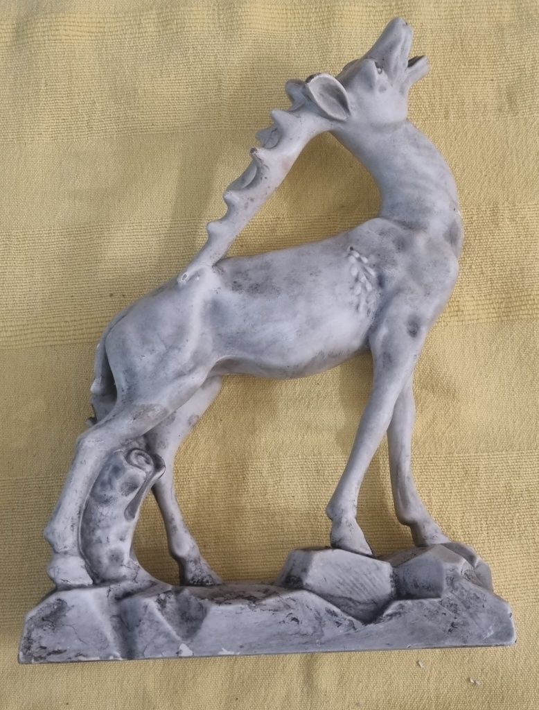 Peça em Louça Decoração