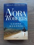 Książka "Czarne wzgórza"