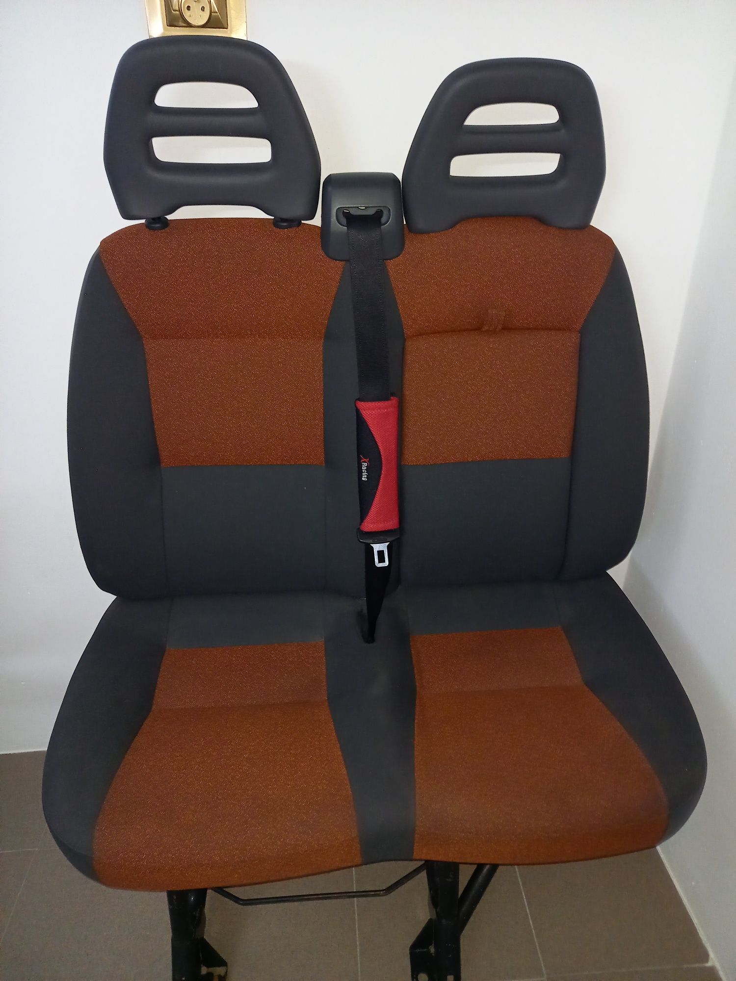 Podwójne fotele fiat ducato