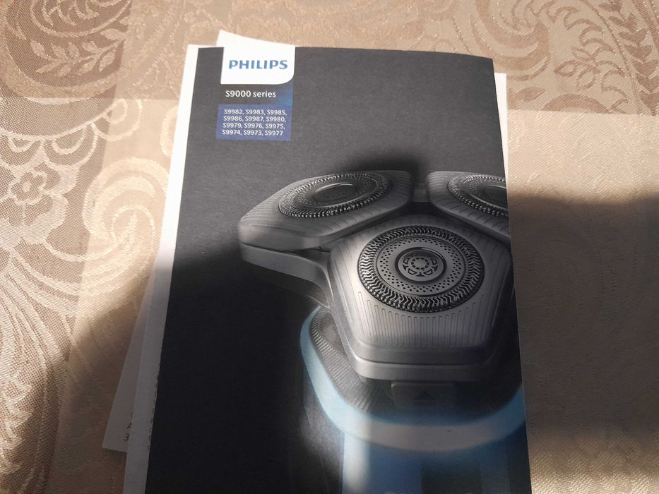 Golarka na mokro i sucho Philips S9974 Series s9000.