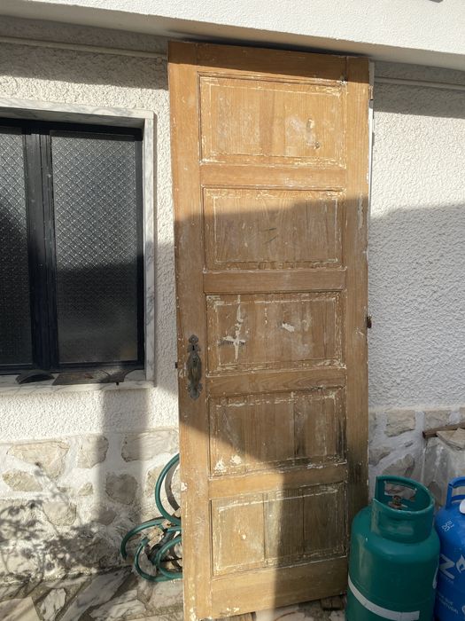 Portas de madeira maciça de almofadas