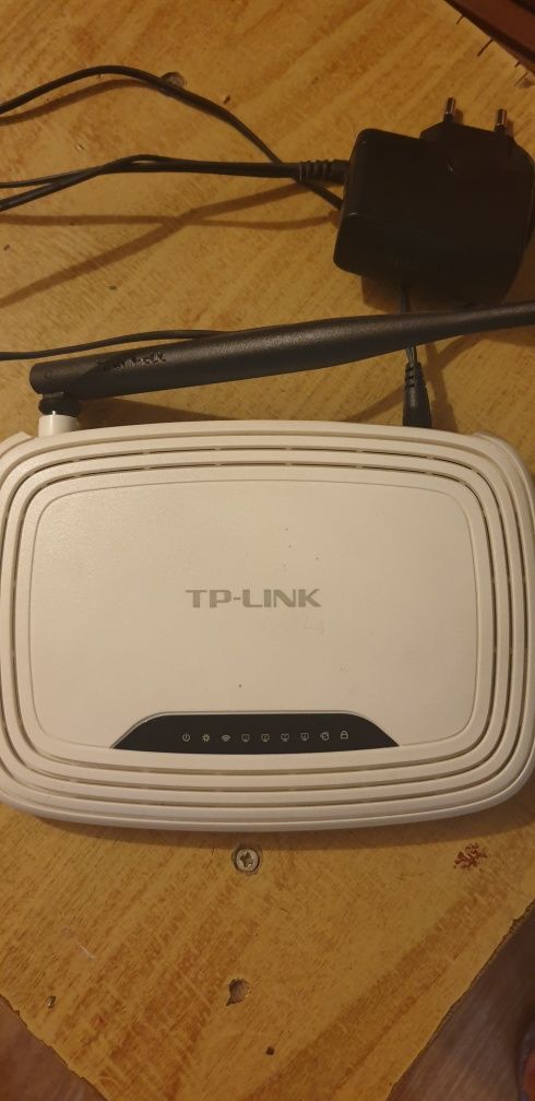 Маршрутизатор WI-FI  ТP-LINK TL-WR740N
