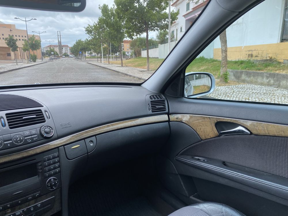 Mercedes E220 cdi avant- guard