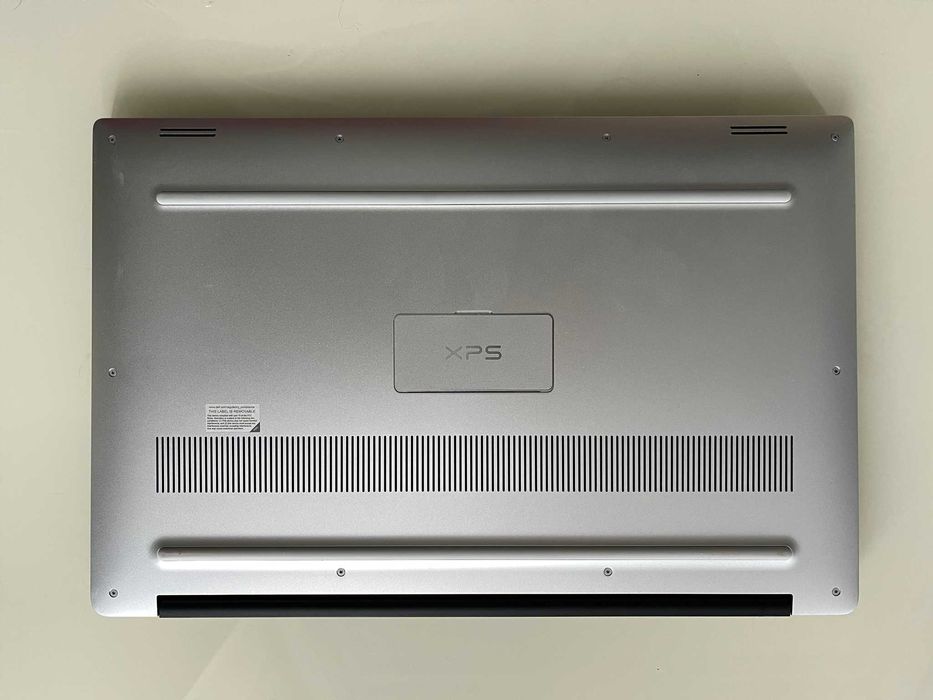 DELL XPS 15 7590 4k OLED | i7 | GTX 1650 4GB | 32Gb | 2Tb SSD Ідеал