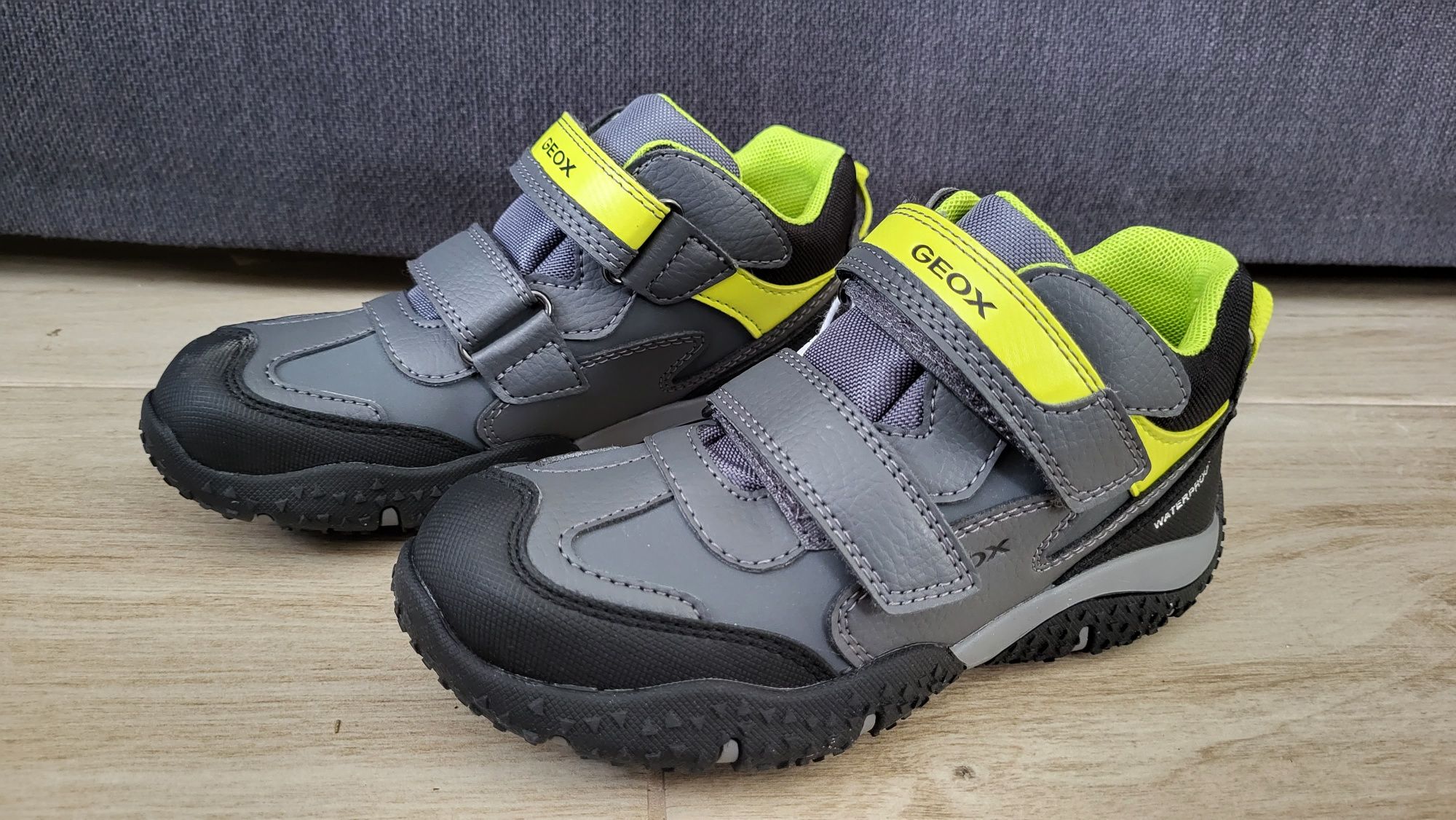 Nowe buty dziecięce Geox 31 wkładka 20.5cm