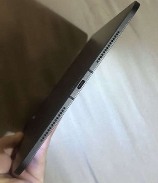 Vendo Ipad m4 muito novo