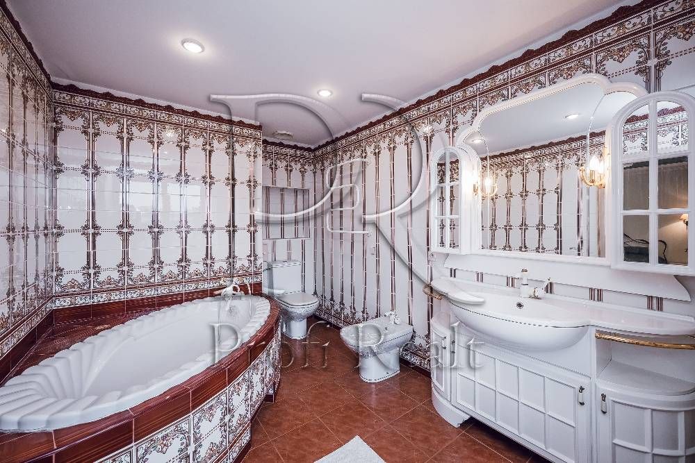 Продаж 2 рівневої квартири, Позняки, Драгоманова 17/Осокорки