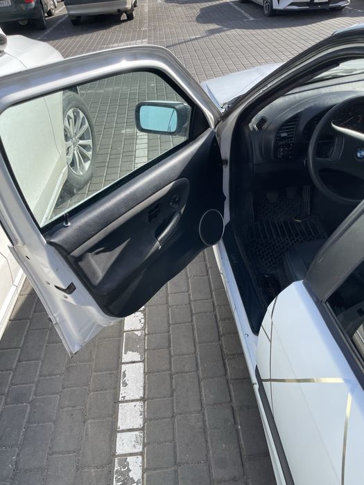 Продам BMW E36 мтех
