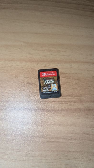 Nintendo Switch + Zelda BOTW + akcesoria