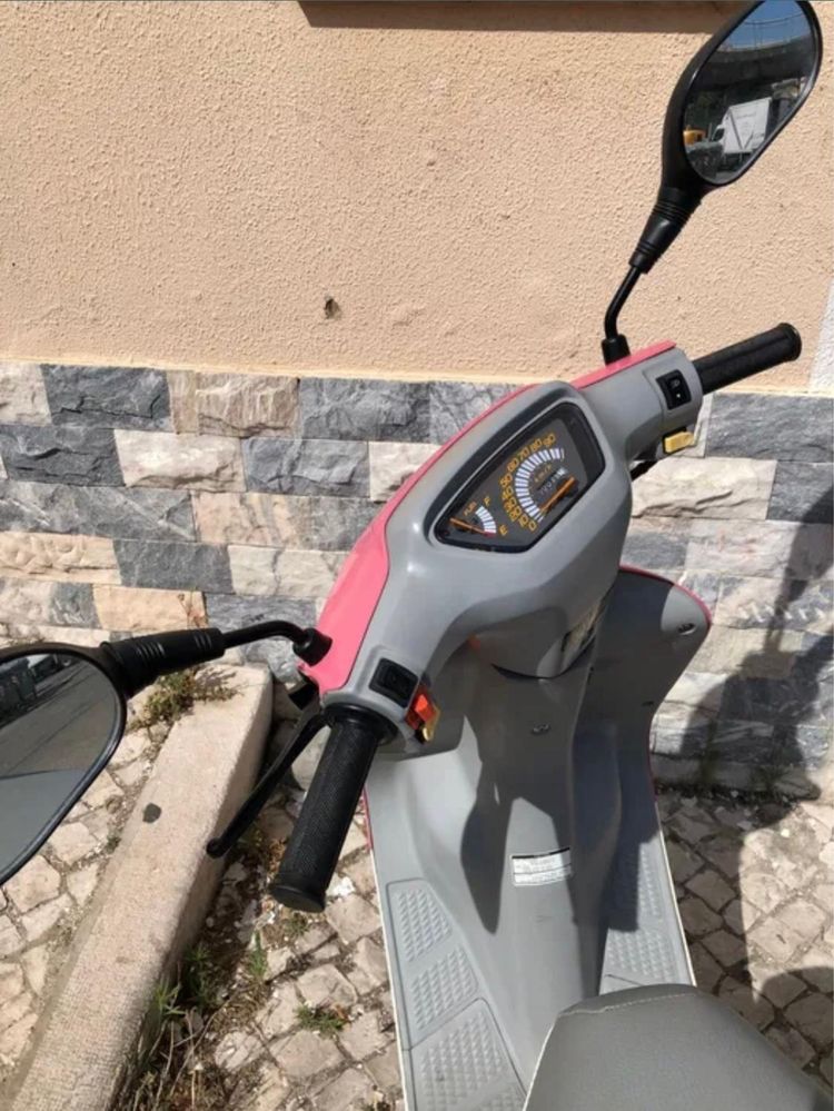 Scooter Sanyang Dio