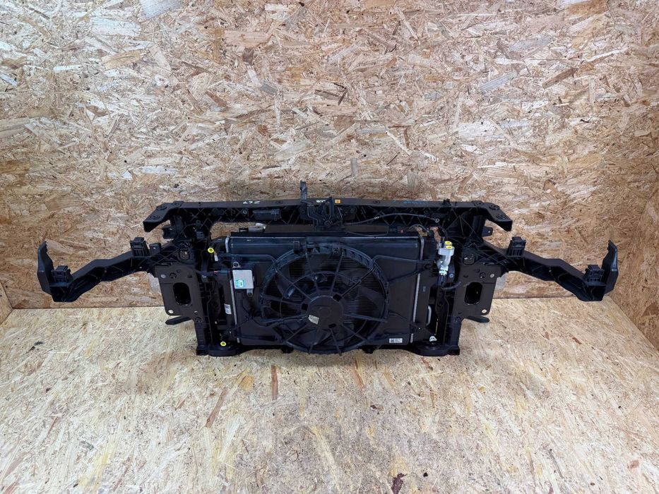 KIA NIRO I Передня панель, телевізор