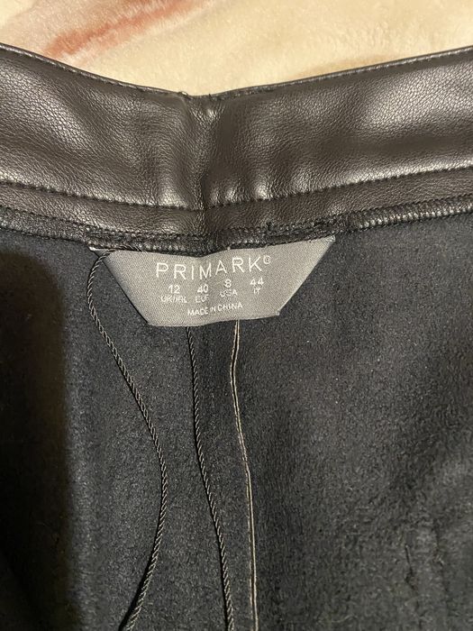 Шикарні шкіряні штани primark