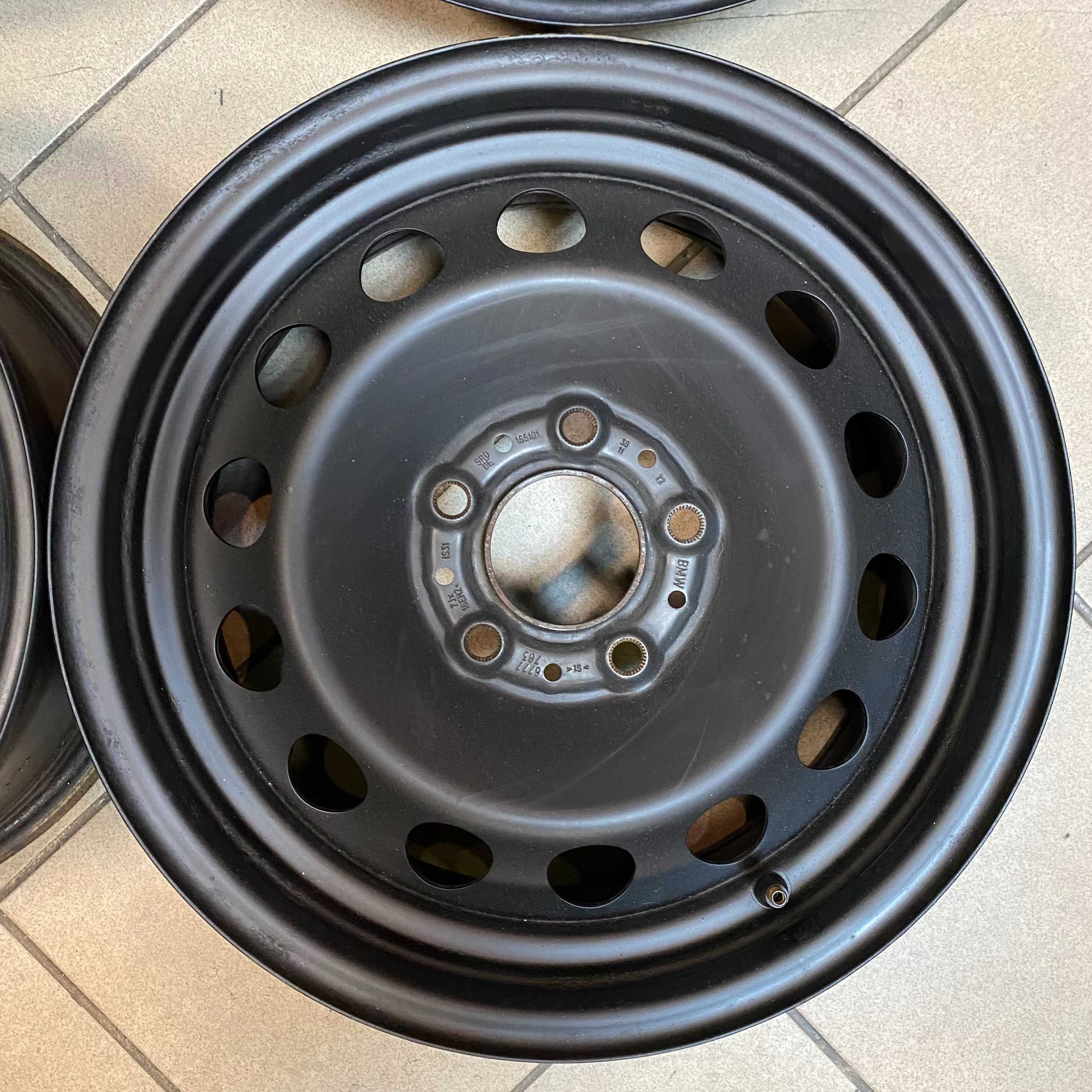 Felgi Stal. 7J 16 ET31 5x120 BMW 3 4 F36 31 30 E90 92.