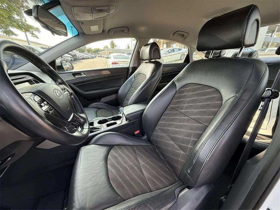 Hyundai Sonata      2016