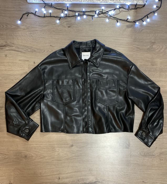Шкіряна жіноча куртка/рубашка Bershka