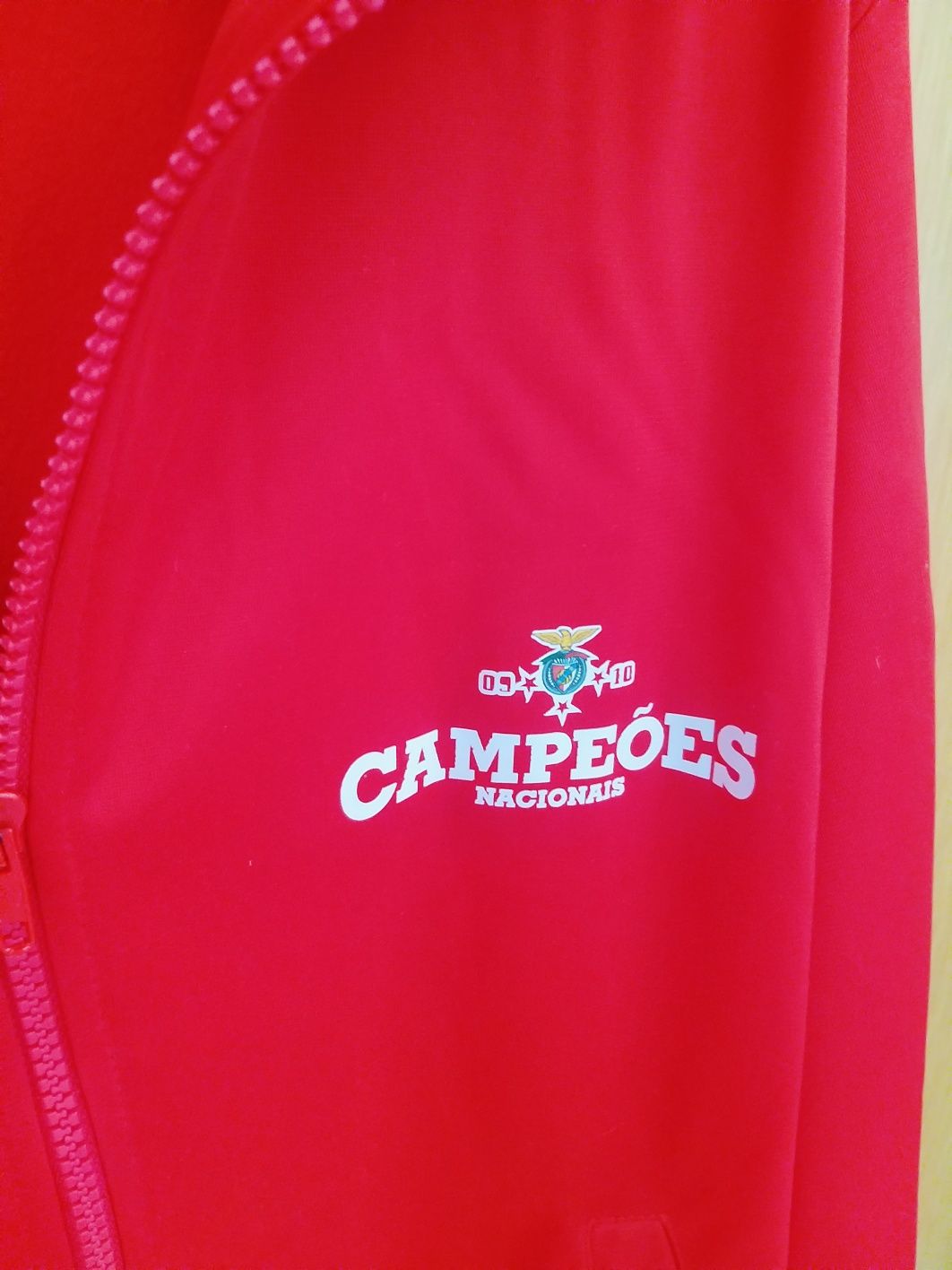 Casaco Benfica SLB Campeões Nacionais 2009/2010 Produto Oficial